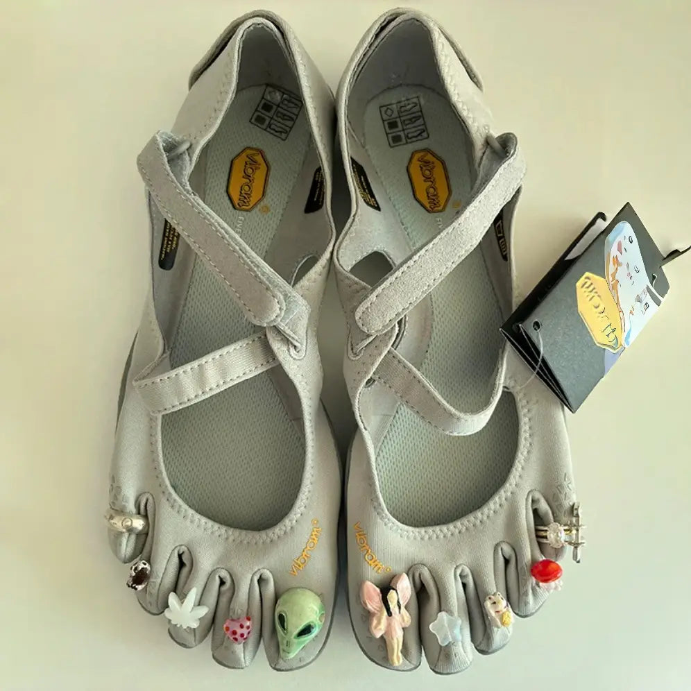 Cute Five-Toe Yoga Shoes for Women | Non-Slip Barefoot Shoes for Pilates, Dance & Outdoor Training